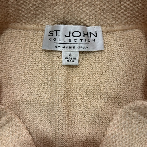 St. John Marie Gray knit skirt - Picture 2 of 3